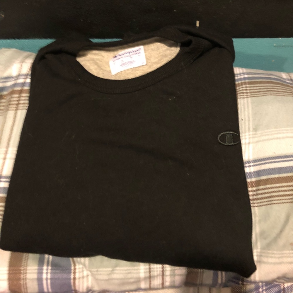 Super cute champion crew neck